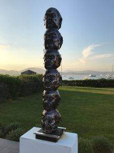 Monumental Totem - Alexandra Gestin