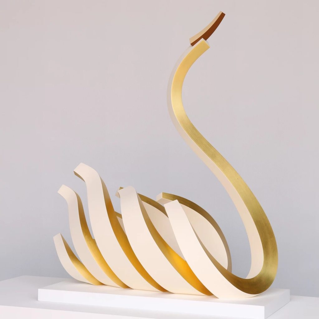 Swan Raised Head White Gold - Sangsoo Lee