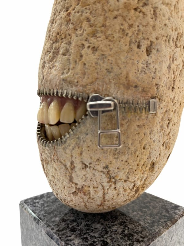 Laughing Stone II - Hirotoshi Ito