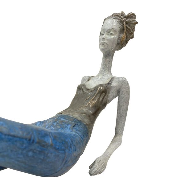 Just Chilling - Hedwige Leroux