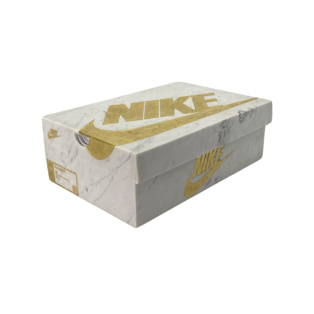 Shoebox Nike Gold - Josselin Kayser